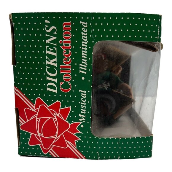 Holiday Creations Dickens Collection Musical Caroler Figure Illuminated Musical - Picture 5 of 16